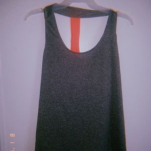 workout tank top